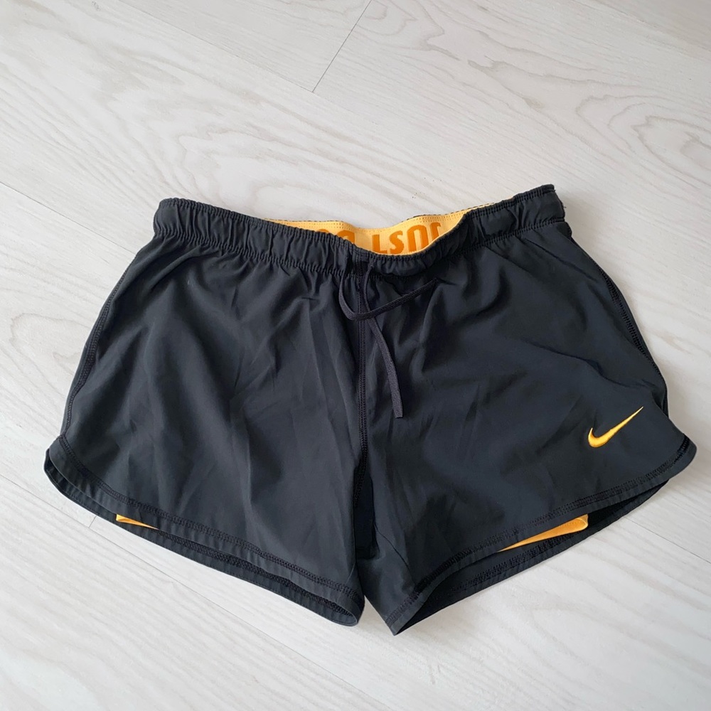Running shorts